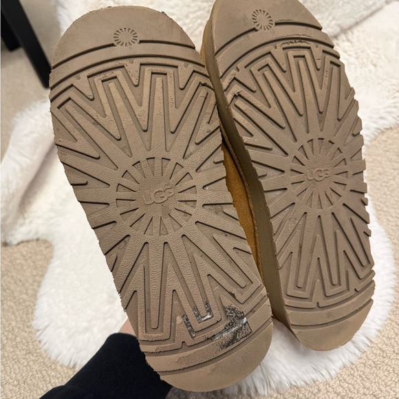 UGG Women's chestnut Tazz II platform clogs size 8 - Picture 4 of 5